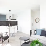 Premier Palaca Ground Floor, Walk To Reserve, Riberira D'iilas, Town Of Ribamar