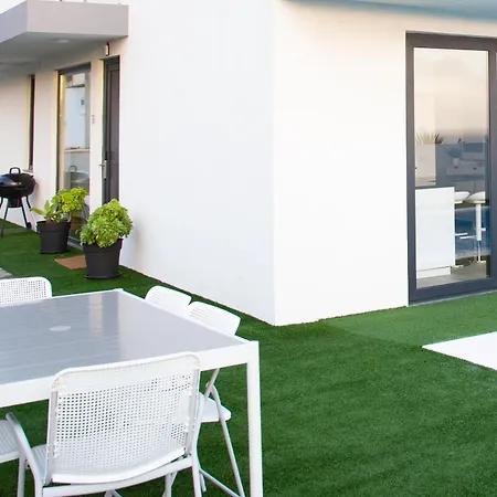 Premier Palaca Ground Floor, Walk To Reserve, Riberira D'iilas, Town Of Ribamar Appartamento Santo Isidoro
