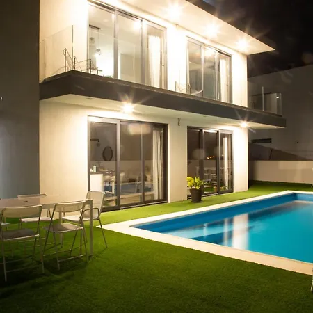 Feriehus Premier Palaca - Ground Floor, Walk To Reserve & Town