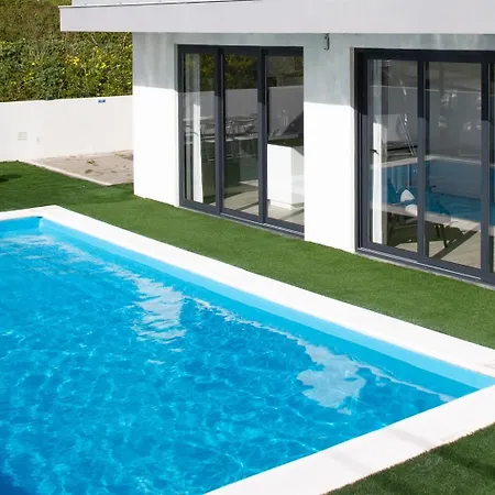 Premier Palaca Ground Floor, Walk To Reserve, Riberira D'iilas, Town Of Ribamar Santo Isidoro